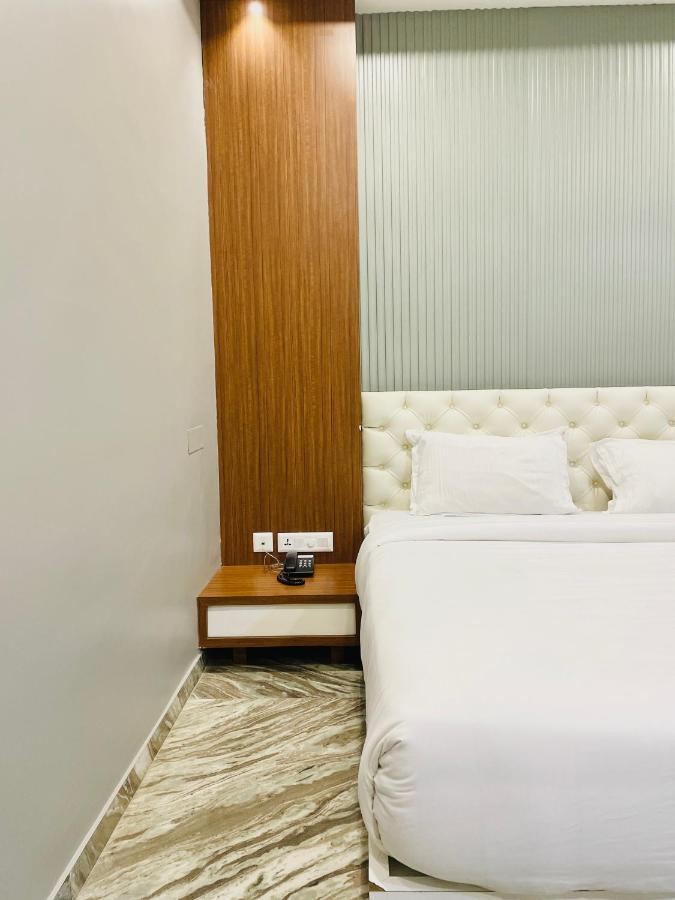 Barkah Inn 坎努尔 外观 照片
